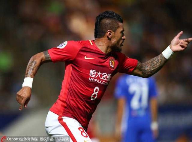 英超第17轮，阿森纳主场2-0战胜布莱顿，刚刚解禁复出的阿尔特塔又吃到了一张黄牌。